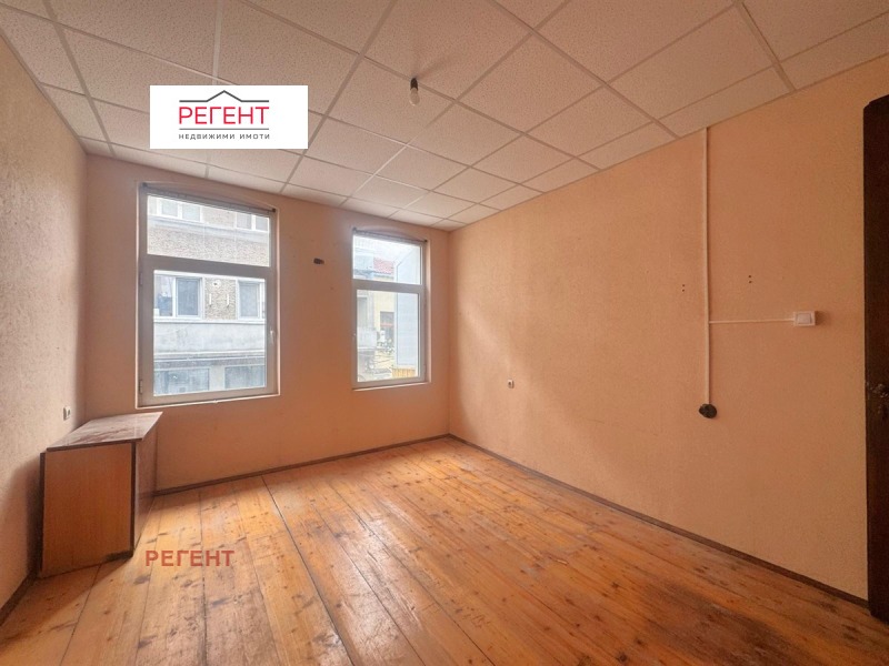 Продава 3-СТАЕН, град Габрово, Център • 67000 € • 99599321 1 — Holmes.bg Продава 3-СТАЕН, град Габрово, Център • 67000 € • 99599321 1