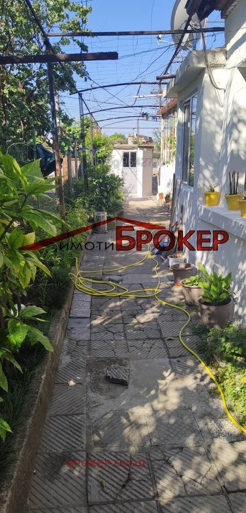 Продава КЪЩА, град Сливен, Център • 285000 лв. / 145718.19 € • 75968495 1 — Holmes.bg Продава КЪЩА, град Сливен, Център • 285000 лв. / 145718.19 € • 75968495 1