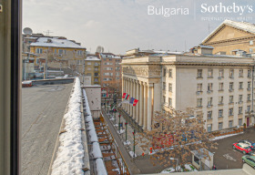 ОФИС, 425 m2 - Holmes.bg ОФИС, 425 m2