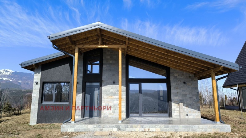 Продава КЪЩА, град София, с. Железница • 320000 € / 625865.60 лв. • 14142958 1 — Holmes.bg Продава КЪЩА, град София, с. Железница • 320000 € / 625865.60 лв. • 14142958 1