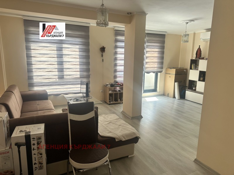 Продава 2-СТАЕН, град Кърджали, Център • 115000 € • 75179579 1 — Holmes.bg Продава 2-СТАЕН, град Кърджали, Център • 115000 € • 75179579 1