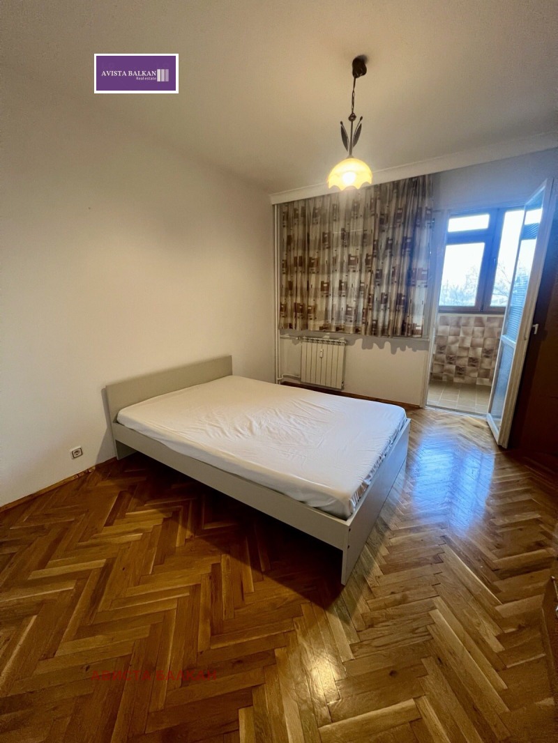 Продава 4-СТАЕН, град София, Света Троица • 245000 € / 479178.35 лв. • 61574748 1 — Holmes.bg Продава 4-СТАЕН, град София, Света Троица • 245000 € / 479178.35 лв. • 61574748 1