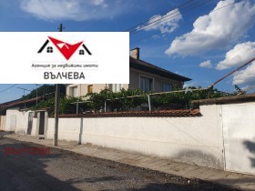 Продава Къща, с. Паничери