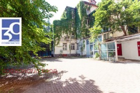 КЪЩА, 1 200 m2 - Holmes.bg КЪЩА, 1 200 m2