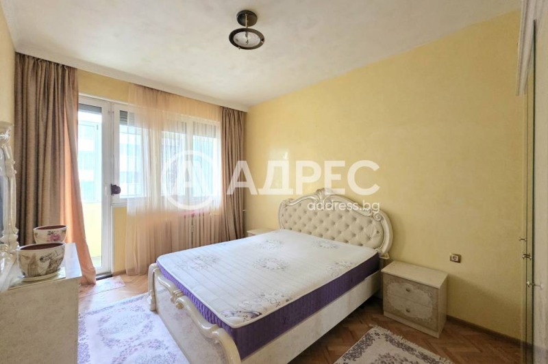 Продава 3-СТАЕН, град София, Оборище • 380000 € / 743215.40 лв. • 44544413 1 — Holmes.bg Продава 3-СТАЕН, град София, Оборище • 380000 € / 743215.40 лв. • 44544413 1
