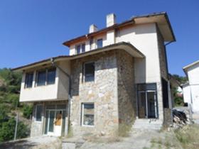 Продажба на имоти в с. Млечино, област Кърджали - изображение 1 