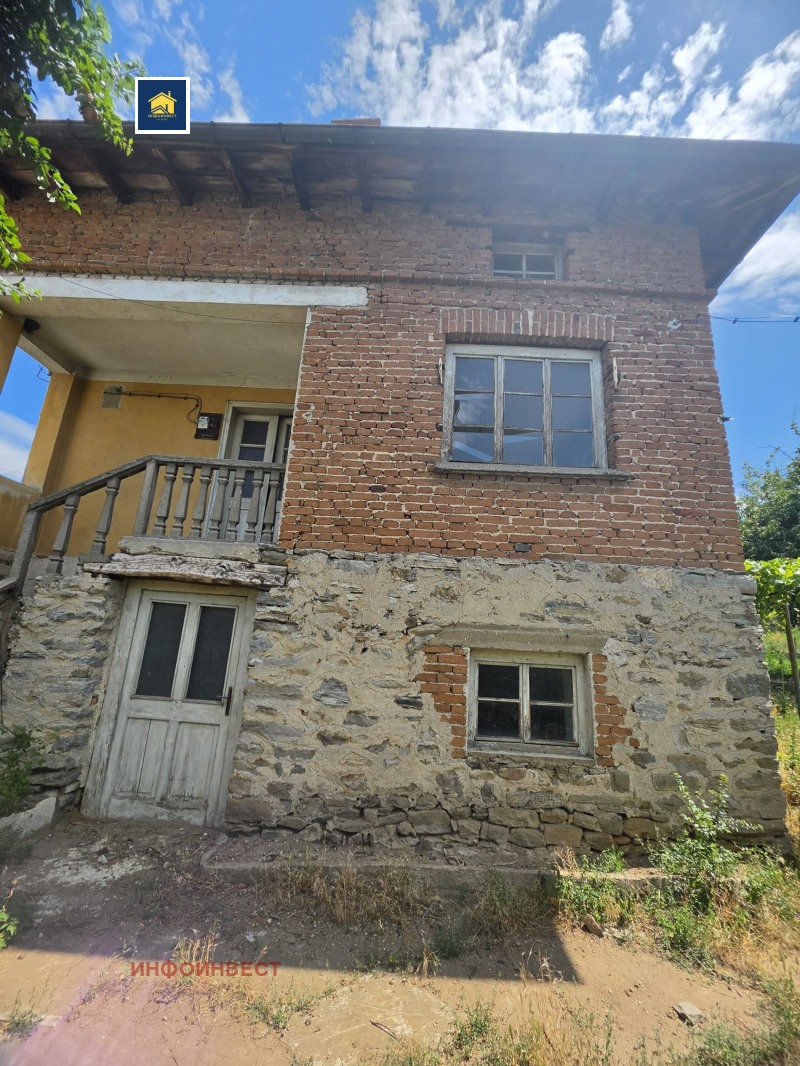 Продава КЪЩА, област Пазарджик, с. Дорково • 60000 € • 28551801 1 — Holmes.bg Продава КЪЩА, област Пазарджик, с. Дорково • 60000 € • 28551801 1