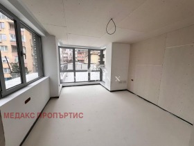 Обява Продава 2-СТАЕН,град Бургас, Център