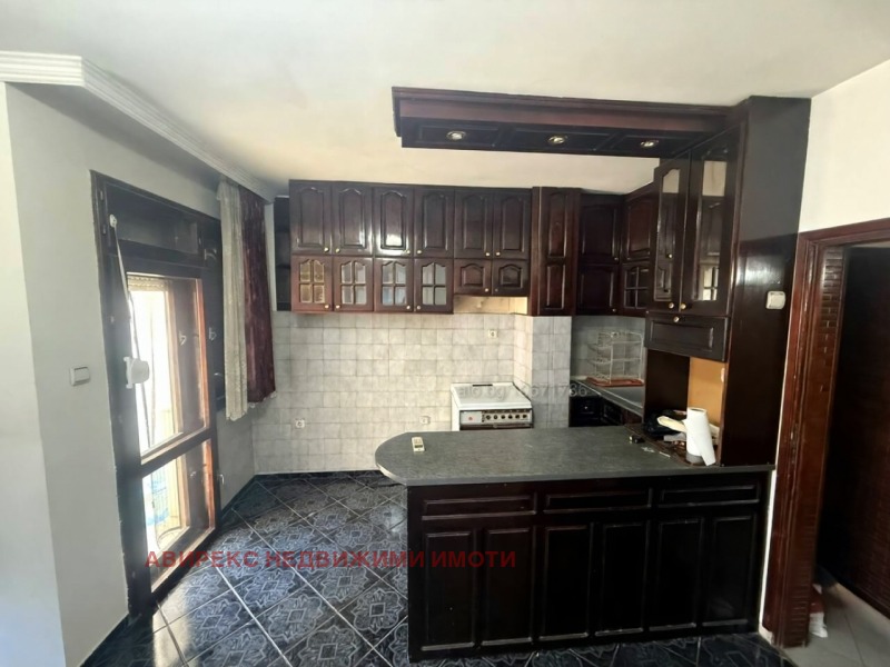 Продава 3-СТАЕН, град Пловдив, Мараша • 180000 € / 352049.40 лв. • 85978437 1 — Holmes.bg Продава 3-СТАЕН, град Пловдив, Мараша • 180000 € / 352049.40 лв. • 85978437 1