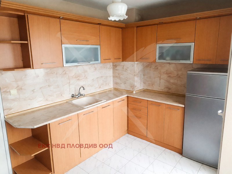 Продава 4-СТАЕН, град Пазарджик, Ябълките • 83000 € / 162333.89 лв. • 77561429 1 — Holmes.bg Продава 4-СТАЕН, град Пазарджик, Ябълките • 83000 € / 162333.89 лв. • 77561429 1