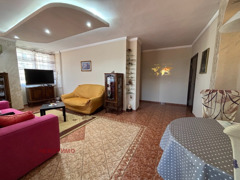 Продава 3-СТАЕН, град Пловдив, Кършияка • 199900 € • 58112282 1 — Holmes.bg Продава 3-СТАЕН, град Пловдив, Кършияка • 199900 € • 58112282 1