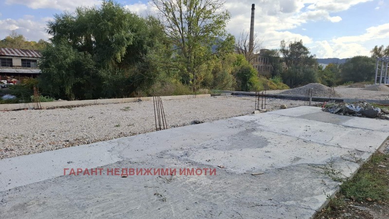 Продава ПАРЦЕЛ, град Габрово, Промишлена зона • 60000 € / 117349.80 лв. • 63018740 1 — Holmes.bg Продава ПАРЦЕЛ, град Габрово, Промишлена зона • 60000 € / 117349.80 лв. • 63018740 1