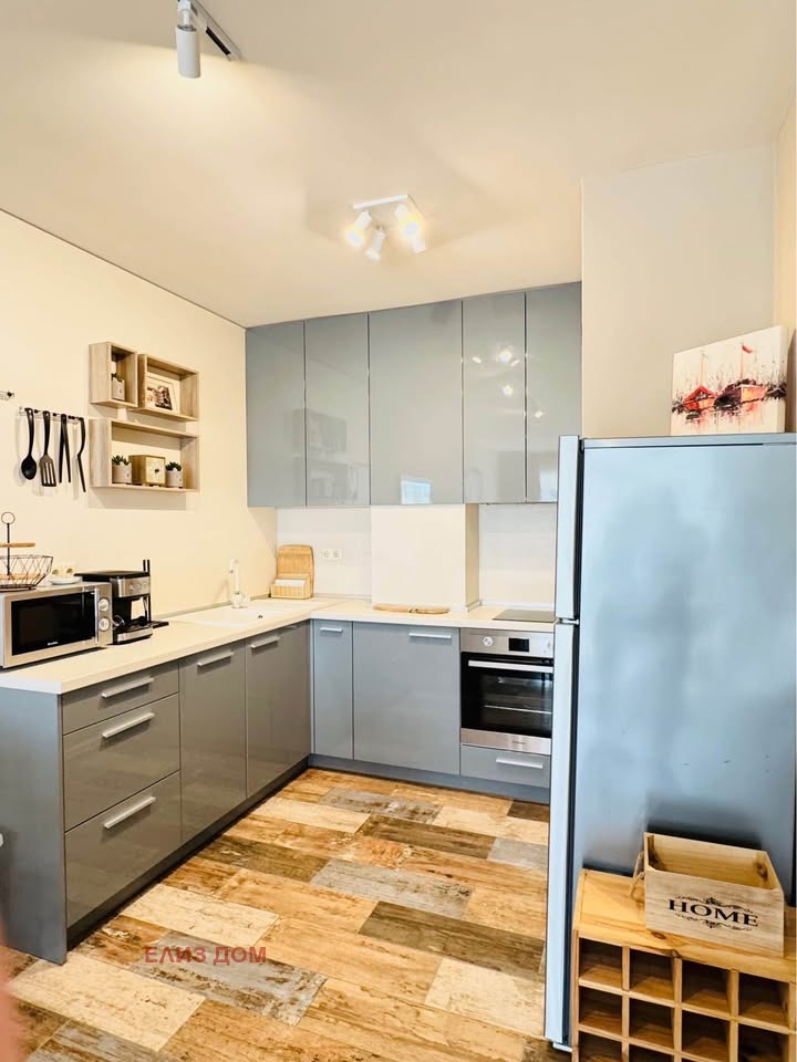 Продава 2-СТАЕН, град Варна, Бриз • 249000 € / 487001.67 лв. • 29490514 1 — Holmes.bg Продава 2-СТАЕН, град Варна, Бриз • 249000 € / 487001.67 лв. • 29490514 1