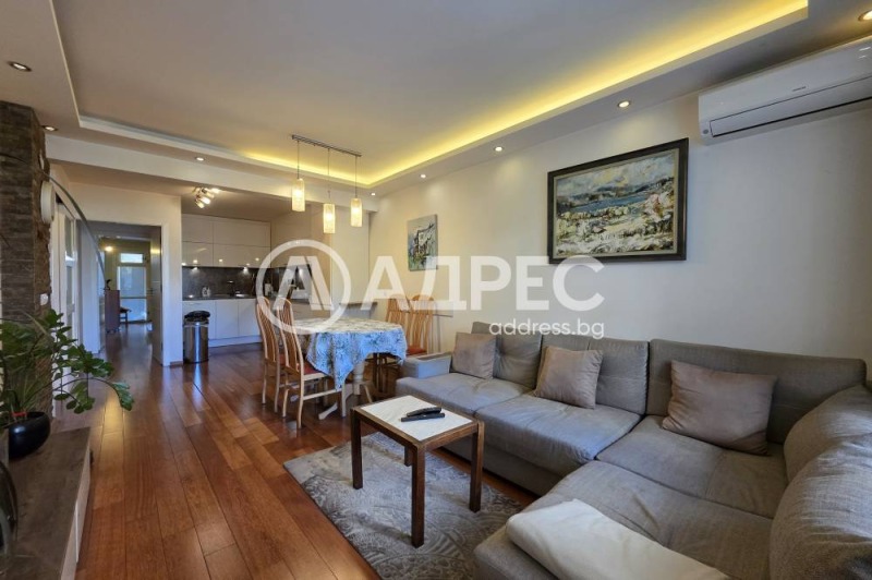 Продава 3-СТАЕН, град София, Медицинска академия • 429000 € / 839051.07 лв. • 33495052 1 — Holmes.bg Продава 3-СТАЕН, град София, Медицинска академия • 429000 € / 839051.07 лв. • 33495052 1