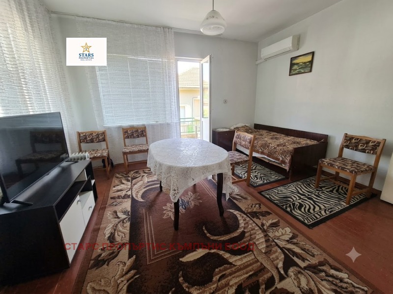 Продава ЕТАЖ ОТ КЪЩА, град Варна, Аспарухово • 175000 € • 58869239 1 — Holmes.bg Продава ЕТАЖ ОТ КЪЩА, град Варна, Аспарухово • 175000 € • 58869239 1