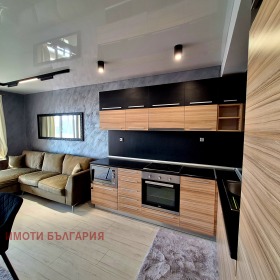 Обява Продава 3-СТАЕН,град Варна, Колхозен пазар