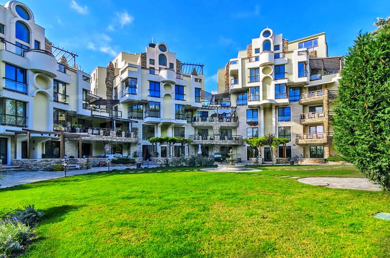 Продава МНОГОСТАЕН, град Варна, Бриз • 470000 € • 96404630 1 — Holmes.bg Продава МНОГОСТАЕН, град Варна, Бриз • 470000 € • 96404630 1