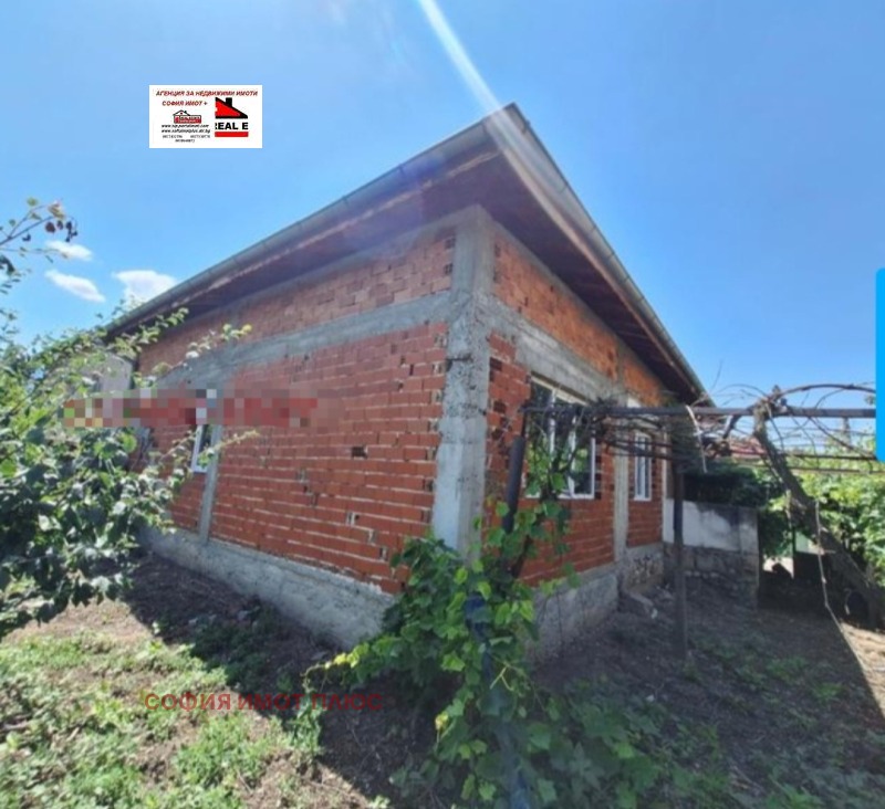 Продава КЪЩА, област Кюстендил, с. Яхиново • 89990 € / 176005.14 лв. • 96565594 1 — Holmes.bg Продава КЪЩА, област Кюстендил, с. Яхиново • 89990 € / 176005.14 лв. • 96565594 1