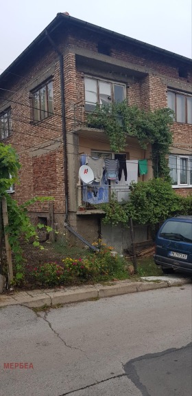 Продажба на къщи в град Перник - изображение 13 