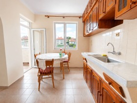 МНОГОСТАЕН, 105 m2 - Holmes.bg МНОГОСТАЕН, 105 m2