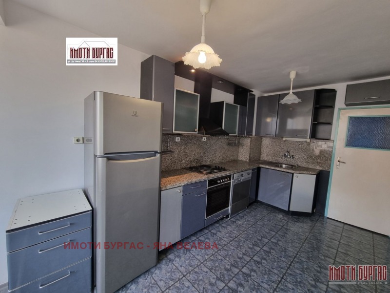 Продава 2-СТАЕН, град Бургас, Възраждане • 140000 € / 273816.20 лв. • 32238241 1 — Holmes.bg Продава 2-СТАЕН, град Бургас, Възраждане • 140000 € / 273816.20 лв. • 32238241 1