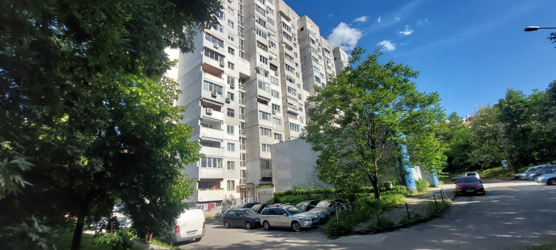 Продава 3-СТАЕН, град София, Дървеница • 270000 € / 528074.10 лв. • 46400608 1 — Holmes.bg Продава 3-СТАЕН, град София, Дървеница • 270000 € / 528074.10 лв. • 46400608 1