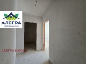 Обява Продава 2-СТАЕН,град Пазарджик, Център