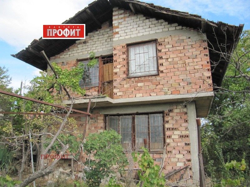 Продава КЪЩА, с. Бенковски, област Пловдив