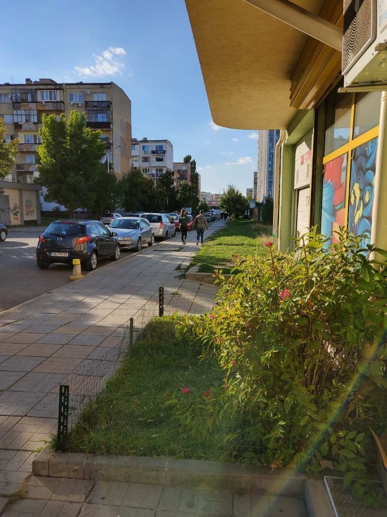 Продава МАГАЗИН, град София, Дружба 1 • 284000 € / 555455.72 лв. • 66780434 1 — Holmes.bg Продава МАГАЗИН, град София, Дружба 1 • 284000 € / 555455.72 лв. • 66780434 1