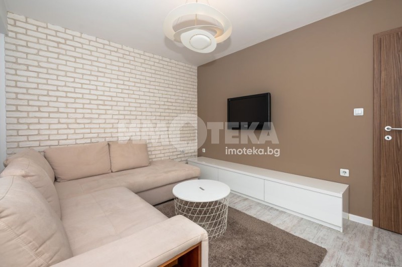 Продава 3-СТАЕН, град Пловдив, Кючук Париж • 182000 € / 355961.06 лв. • 89110980 1 — Holmes.bg Продава 3-СТАЕН, град Пловдив, Кючук Париж • 182000 € / 355961.06 лв. • 89110980 1