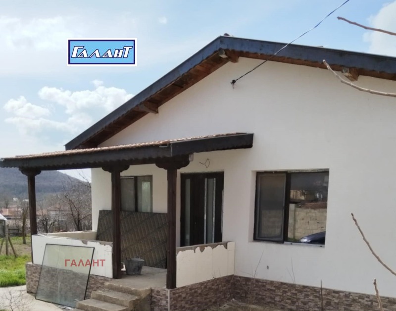 Продава КЪЩА, област Варна, с. Кипра • 116000 € / 226876.28 лв. • 80381948 1 — Holmes.bg Продава КЪЩА, област Варна, с. Кипра • 116000 € / 226876.28 лв. • 80381948 1