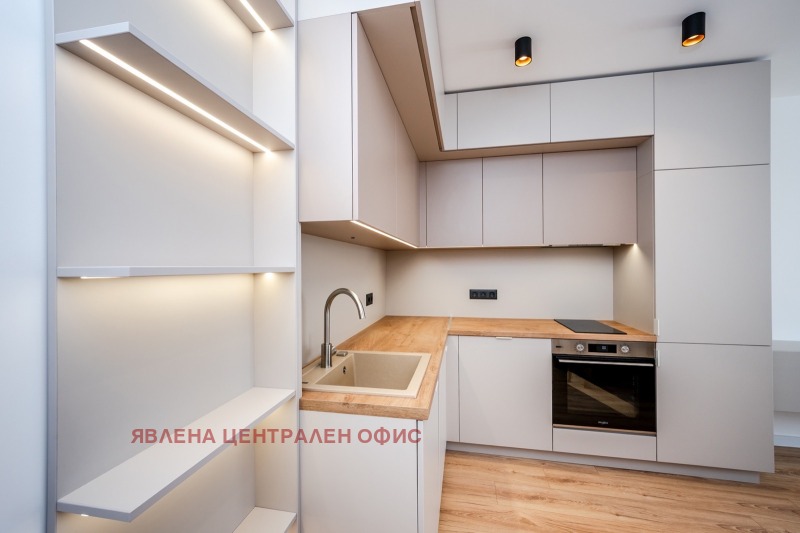 Продава 4-СТАЕН, град София, Изток • 450000 € / 880123.50 лв. • 37551610 1 — Holmes.bg Продава 4-СТАЕН, град София, Изток • 450000 € / 880123.50 лв. • 37551610 1