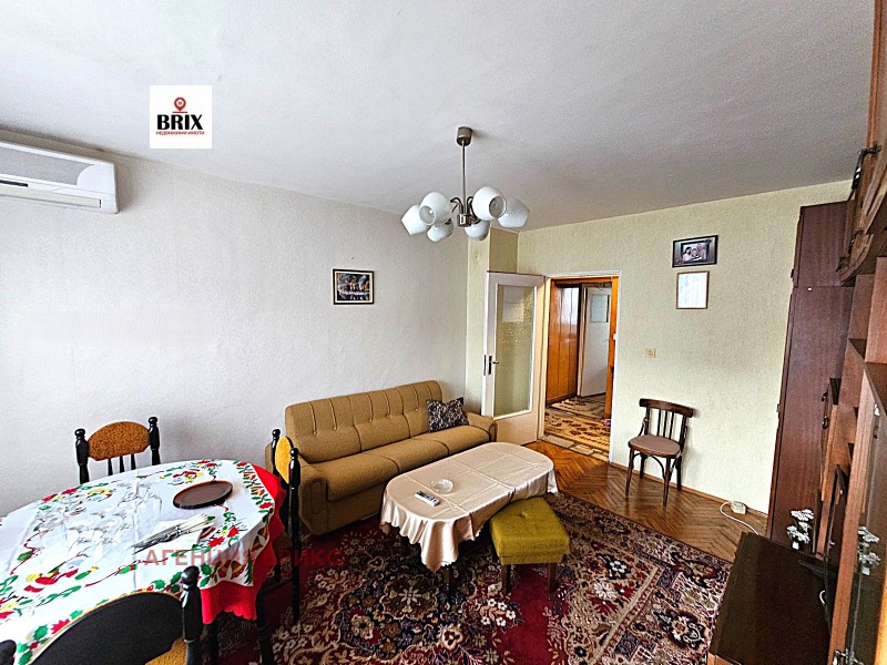 Продава 3-СТАЕН, град Русе, Чародейка - Юг • 92700 € / 181305.44 лв. • 82073205 1 — Holmes.bg Продава 3-СТАЕН, град Русе, Чародейка - Юг • 92700 € / 181305.44 лв. • 82073205 1