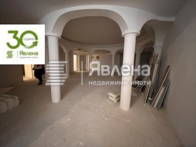 Обява Продава ЗАВЕДЕНИЕ,град Варна, Център
