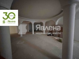 Обява Продава ЗАВЕДЕНИЕ,град Варна, Център