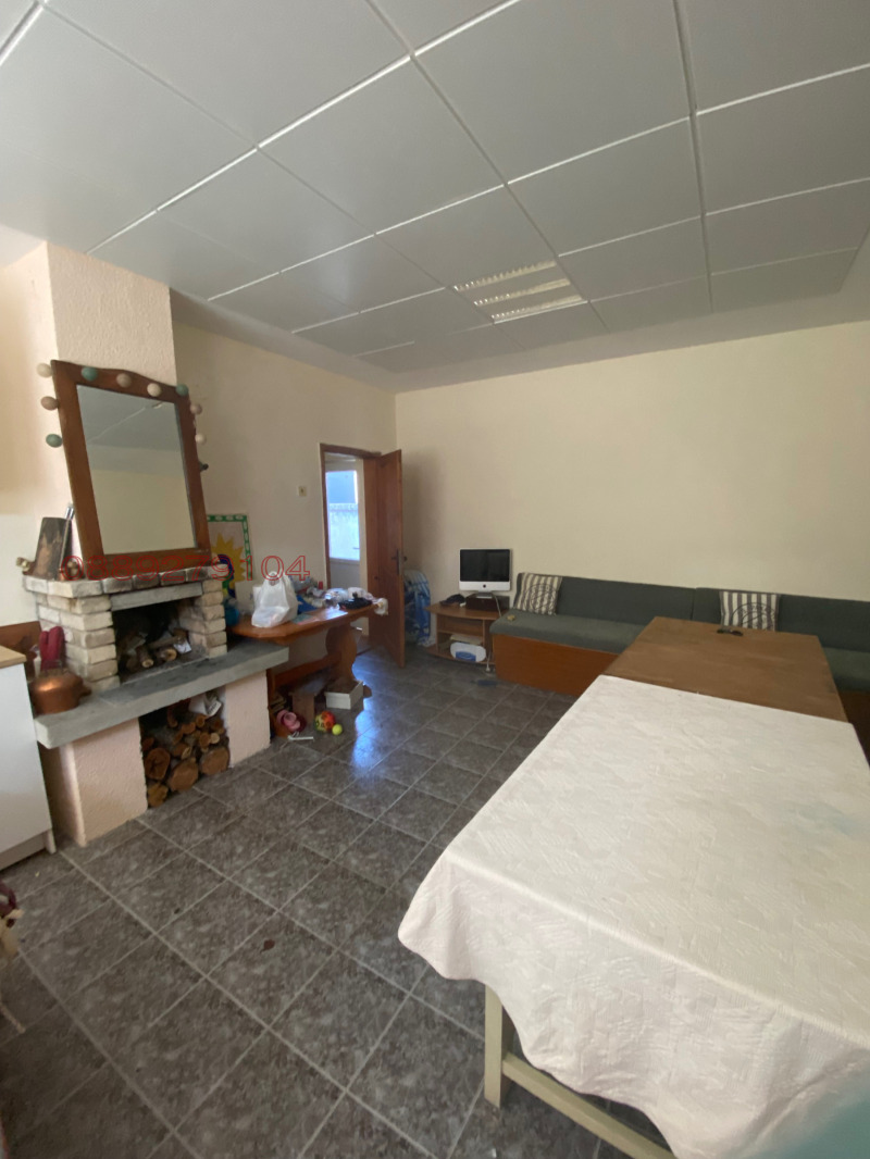 Продава КЪЩА, област Кюстендил, с. Раждавица • 89000 € / 174068.87 лв. • 87063472 1 — Holmes.bg Продава КЪЩА, област Кюстендил, с. Раждавица • 89000 € / 174068.87 лв. • 87063472 1