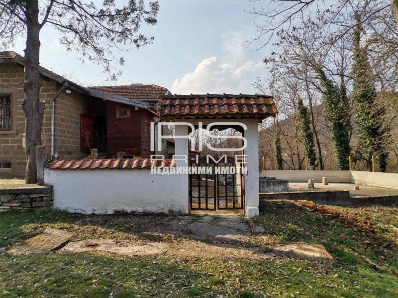Продава КЪЩА, област Шумен, яз. Тича • 220000 € • 13950410 1 — Holmes.bg Продава КЪЩА, област Шумен, яз. Тича • 220000 € • 13950410 1