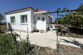 Продава Къща, с. Оризаре