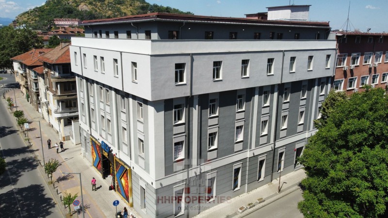 Продава ОФИС, град Пловдив, Център • 1232700 € / 2410951.64 лв. • 25557277 1 — Holmes.bg Продава ОФИС, град Пловдив, Център • 1232700 € / 2410951.64 лв. • 25557277 1