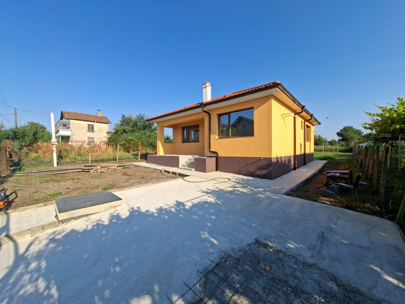 Продава КЪЩА, област Бургас, с. Константиново • 175000 € / 342270.25 лв. • 89423716 1 — Holmes.bg Продава КЪЩА, област Бургас, с. Константиново • 175000 € / 342270.25 лв. • 89423716 1