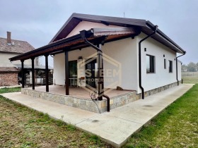 Обява Продава КЪЩА,с. Червена вода, област Русе