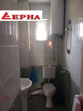 Обява Продава ЕТАЖ ОТ КЪЩА,град Хасково, Училищни