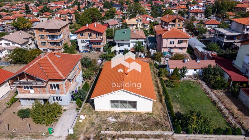 Продава КЪЩА, област Пловдив, с. Браниполе • 290000 € • 75976569 1 — Holmes.bg Продава КЪЩА, област Пловдив, с. Браниполе • 290000 € • 75976569 1