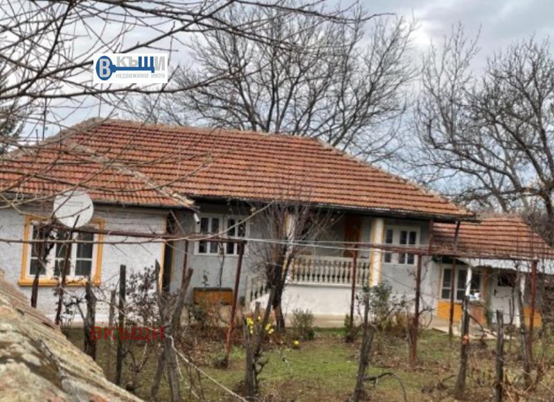 Продава  Къща, област Велико Търново, с. Хотница • 61 000 EUR • ID 55003862 — holmes.bg - [1] 