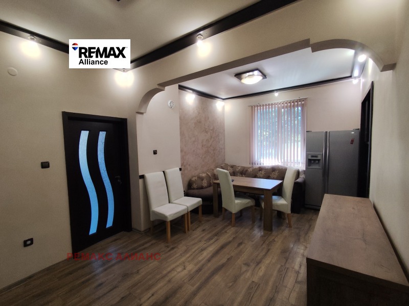 Продава 3-СТАЕН, град Перник, Център • 141900 € • 33855085 1 — Holmes.bg Продава 3-СТАЕН, град Перник, Център • 141900 € • 33855085 1