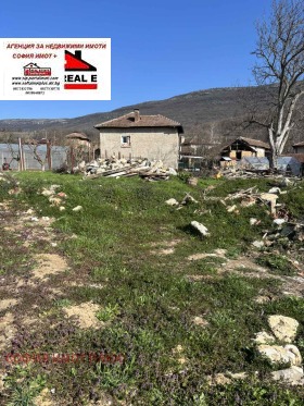 ПАРЦЕЛ, 2 000 m2 - Holmes.bg ПАРЦЕЛ, 2 000 m2