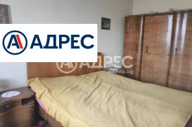 Обява Продава 3-СТАЕН,град Разград, Център