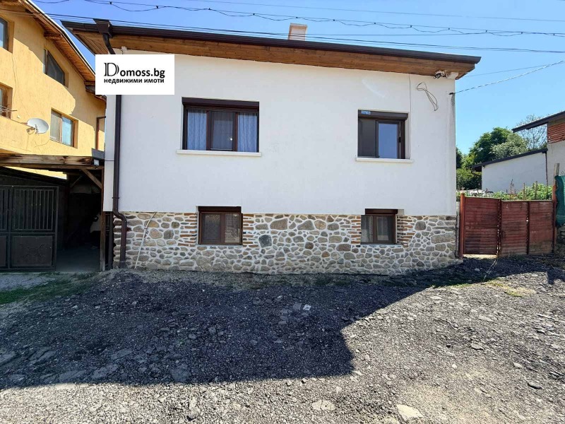Продава КЪЩА, област Благоевград, с. Долно Драглище • 110000 € / 215141.30 лв. • 17654847 1 — Holmes.bg Продава КЪЩА, област Благоевград, с. Долно Драглище • 110000 € / 215141.30 лв. • 17654847 1