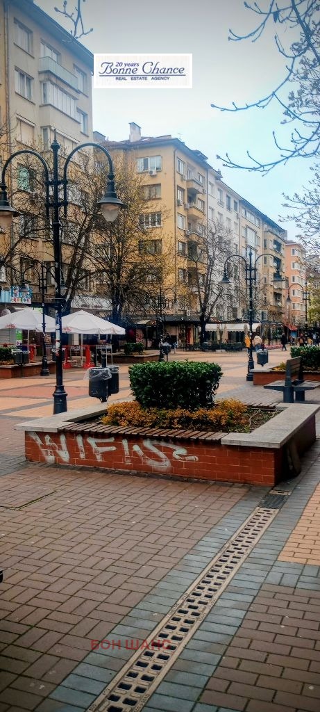 Продава КЪЩА, град София, Център • 699000 € / 1367125.17 лв. • 66587400 1 — Holmes.bg Продава КЪЩА, град София, Център • 699000 € / 1367125.17 лв. • 66587400 1