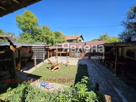 ЗАВЕДЕНИЕ, 820 m2 - Holmes.bg ЗАВЕДЕНИЕ, 820 m2